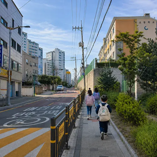 학교 주변 도로 / 어린이 통학로 사진